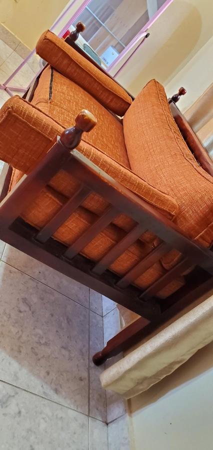 La Feve Beach Bed And Breakfast Entebbe 엔테베 외부 사진