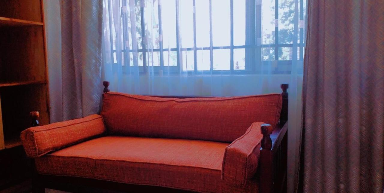 La Feve Beach Bed And Breakfast Entebbe 엔테베 외부 사진